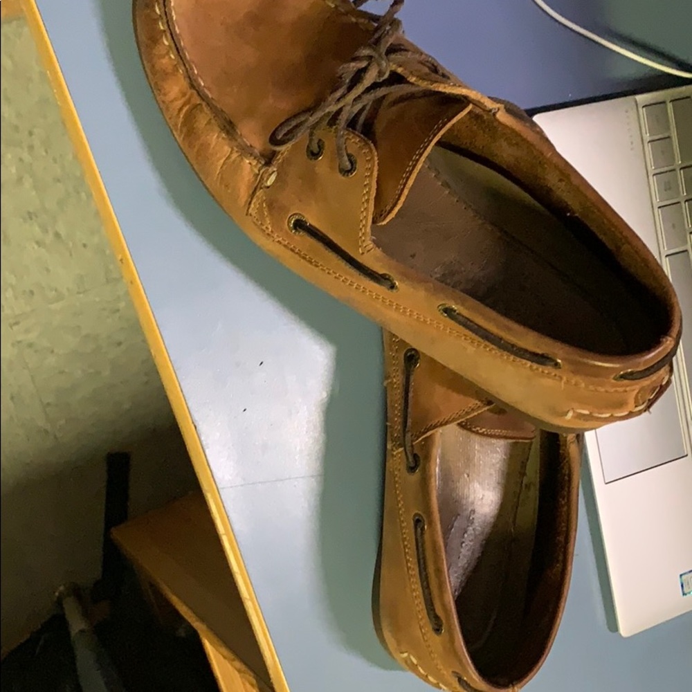 Bass boat shoes